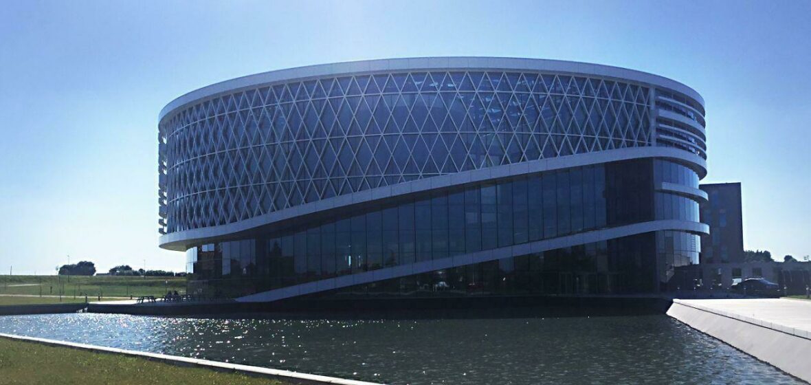 Case Office Barco Ext Header